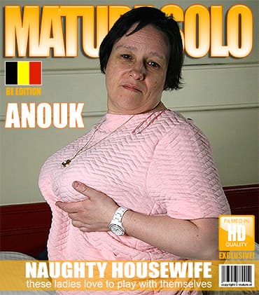 Naughty grandma having a great time with herself