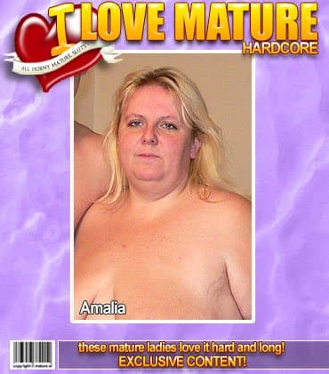 BBW mom gets fucked doggystyle