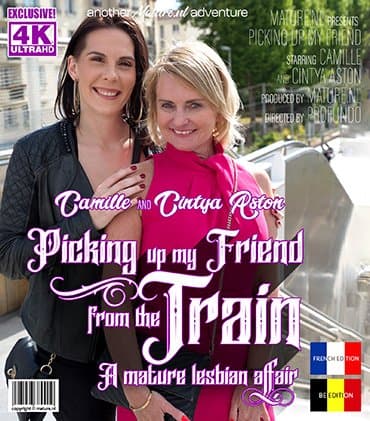 Two mature friends have a naughty lesbian affair at home