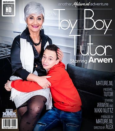 Tutor Arwen is a MILF that loves to seduce toyboys