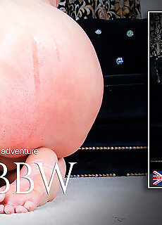 Mature.nl - Curvy Big Butt Milf Lou Bbw With Her Big Breasts Is Going Solo