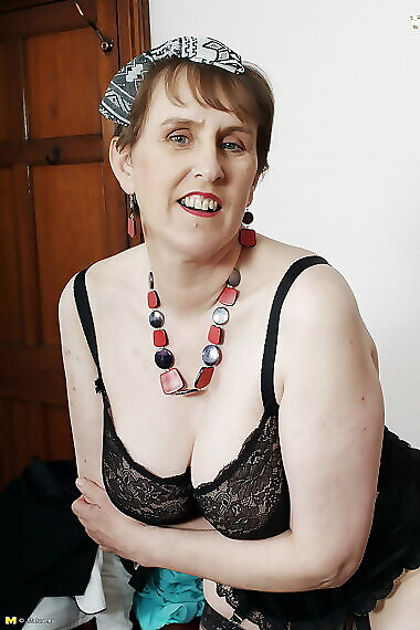 Horny Big Breasted Mama Playing With Her Toys